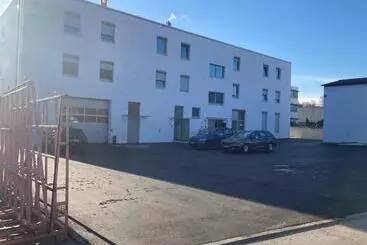 Huoneistohotelli Site.inn Denkendorf