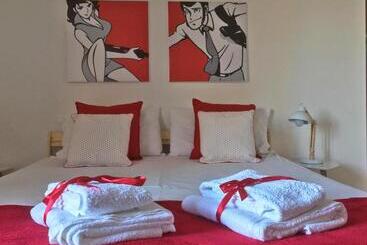 住宿加早餐  Red Sunset