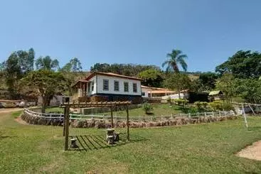 ペンション Pousada água Limpa