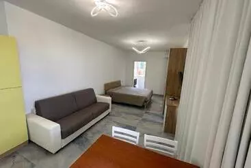 Aparthotel Infinity Residence Con Parcheggio