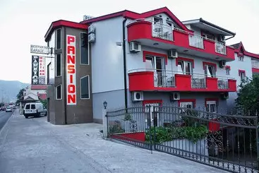هتل Mostar Inn