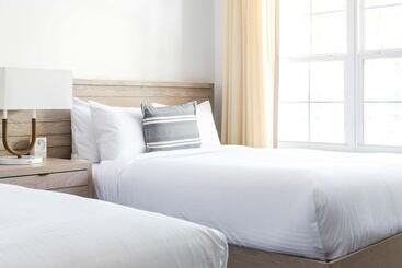 Kurort  Parrot Key Hotel & Villas