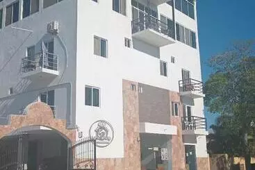 ホテル Casa Raymundo Suites