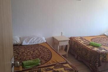 فندق Casa Raymundo Suites