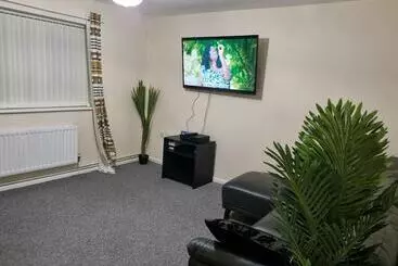 Residenssi Nice Residential Within Easy Reach To Town