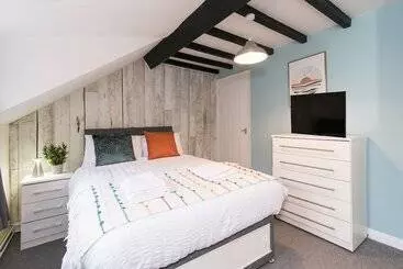 Majatalo Excellent 3 Bed House   Close To Airport