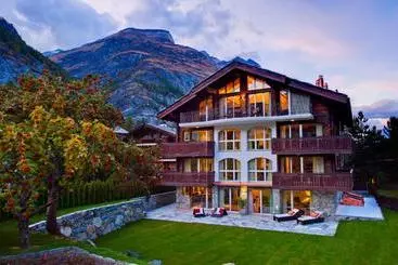 Hotel Alex Lodge