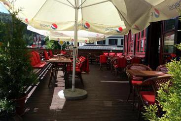 בית מלון כפרי Westend