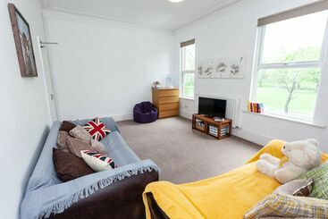 Pensão 5 Bed House Near Manchester