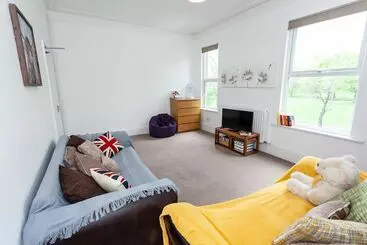 ペンション 5 Bed House Near Manchester