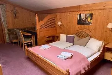 Пансион Bauernhof Oberscheffau