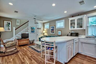 コテージ Karibu In Seaside 280985 By Redawning