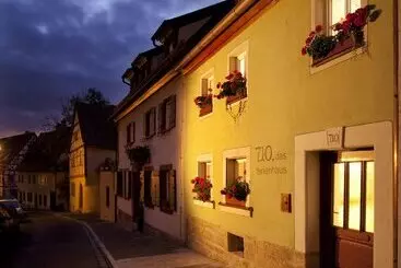 Mökkimajoitus Ferienhaus   Die710