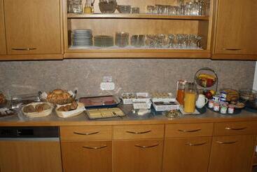 مبيت وإفطار Garni Haus Anita