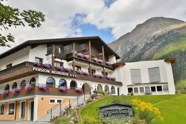 Bed and Breakfast Pension Neururer