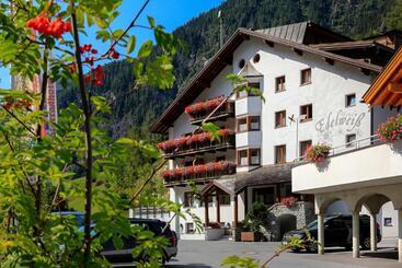 Отель Edelweiss