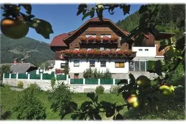 Bed and Breakfast Landhaus Hinteregger