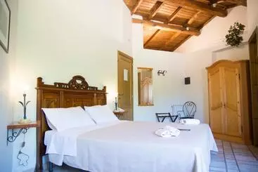בית מלון כפרי Antico Borgo Etneo Agriturismo