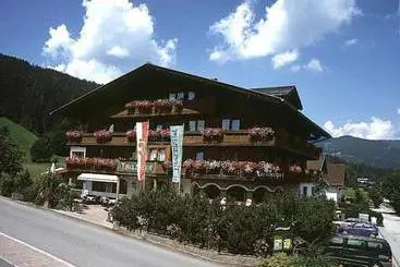 ホテル Tirolerhof