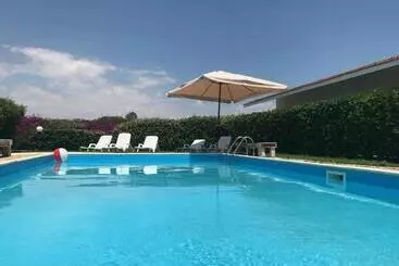 Szálloda Kaukana Inn