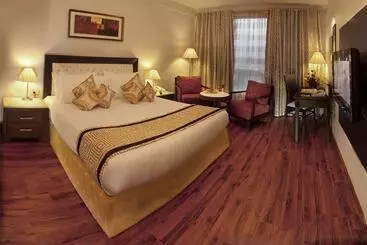 酒店 Treehouse Queens Pearl