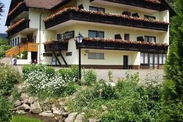 ホテル Zum Wiesengrund