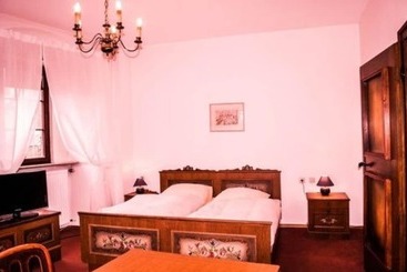 Schlosshotel Hoefingen