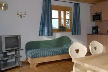 Casa Rurale Ferienwohnungen Oberkollerhof, Familie Breitmoser