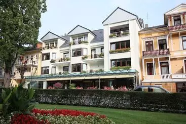 Hotelli Cafe Schneidewind