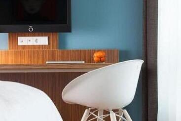 בית מלון כפרי My Südstadt Bonn