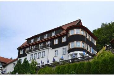Hotel Pension & Restaurant Zum Harzer Jodlermeister