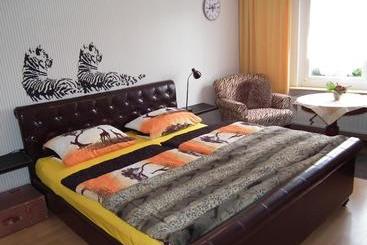 호텔 Ferienwohnung Weingart Quedlinburg