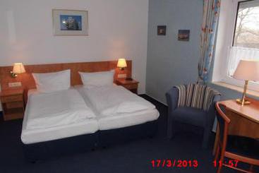 Отель Windjammer