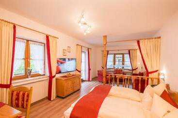 ホテル Alpspitz B&b