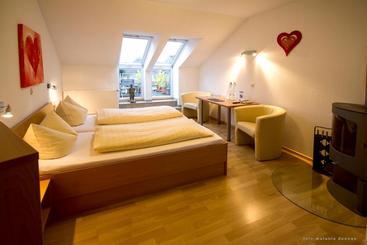 호텔 Restaurant Haus Berger