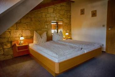 ホテル Zum Klosterfischer