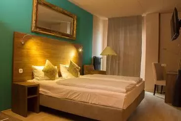 Stargaze Forum Hotel Düsseldorf Hilden