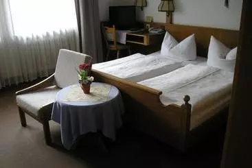 膳宿费 Weißes Rössel