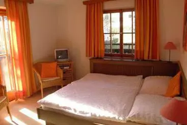 Bed and Breakfast Hochduerrnberg Pension