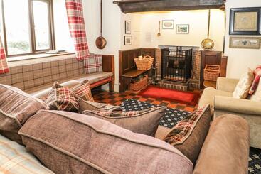 Kır Evi Cymryd Uchaf