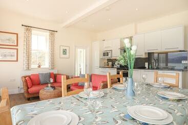 Dom wiejski The Old Lifeboat House