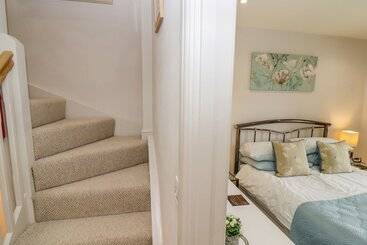 بيت ريفى Church View