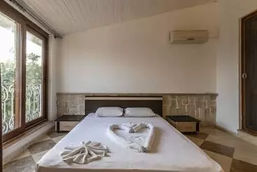 Hotelli Calypso Lakeview Villas