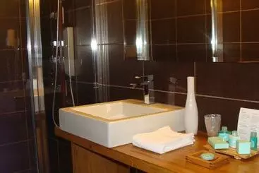 Hotel Château Isabeau De Naujan