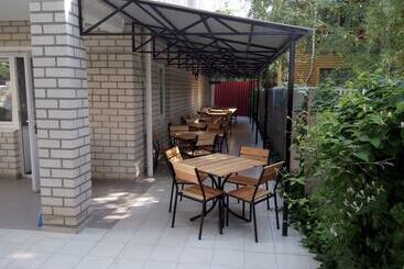 Hotel Pansionat Otrada