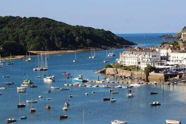 קוטג'' Normandy Watch