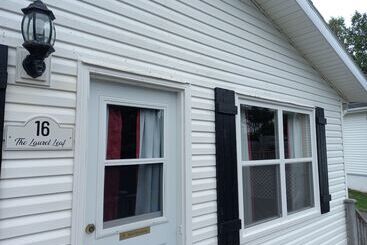 Anne S Windy Poplars Cottage Resort