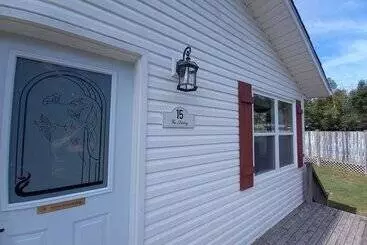 Anne S Windy Poplars Cottage Resort