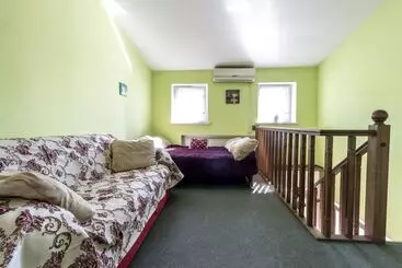 هتل Legenda Lvova Hostel