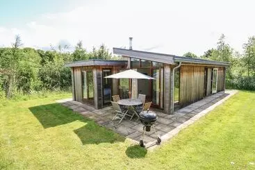 Landhus Burley